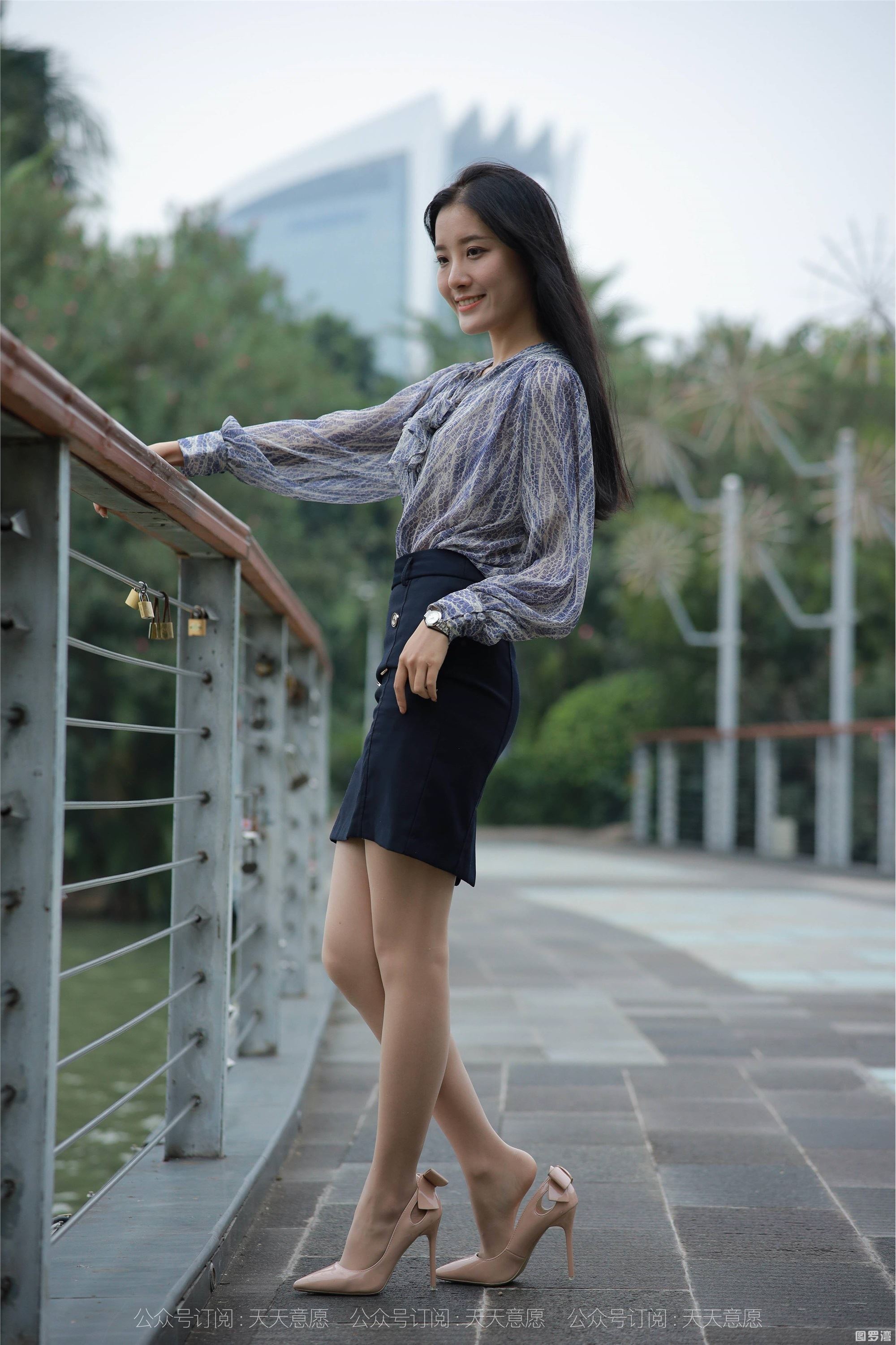 IESS异思趣向  2021.10.25 丝享家957：婉苹《公园偶遇美女》